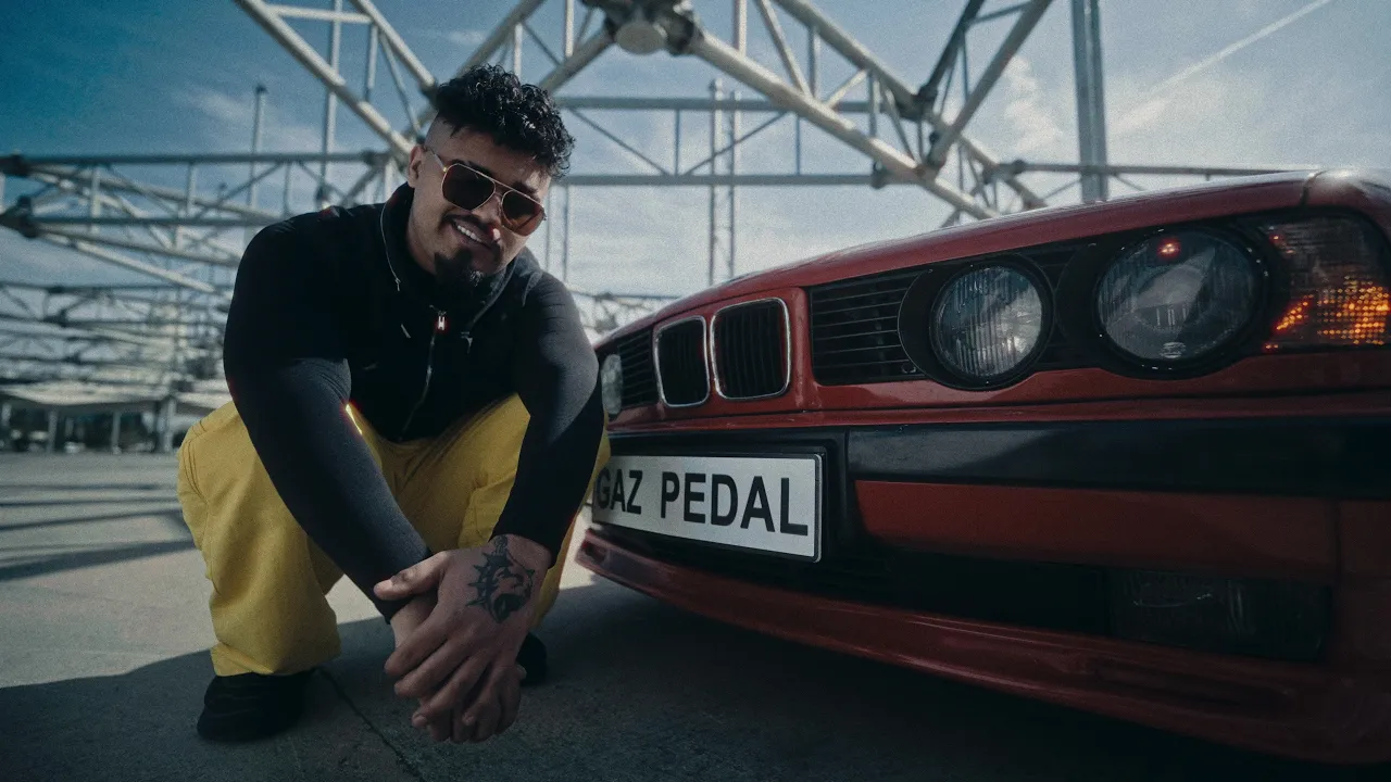 ,GAZ PEDAL' mp3 Download audio lyrics by LVBEL C5 ft. AREM OZGUC & ARMAN AYDİN